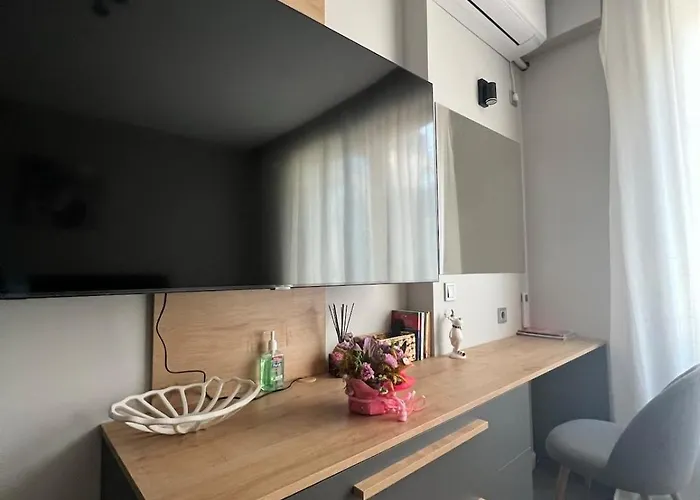 Appartement 2-bedroom Luxury In The Center Of