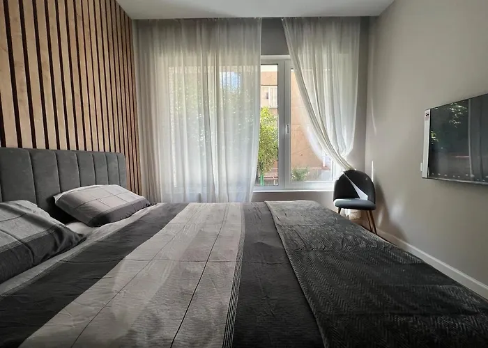 Appartement 2-bedroom Luxury In The Center Of *